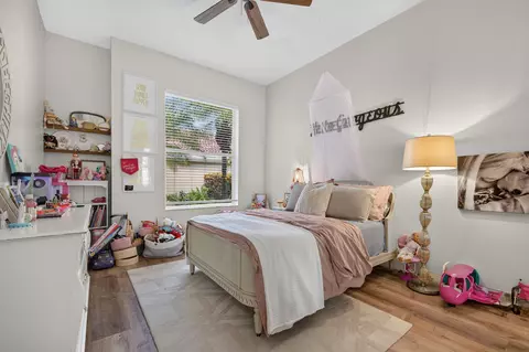 Bedroom - 218 Hampton Ct, Jupiter, FL 33458 photo 4 of 4