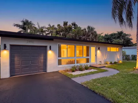 2490 Andros Ln, Fort Lauderdale, FL 33312