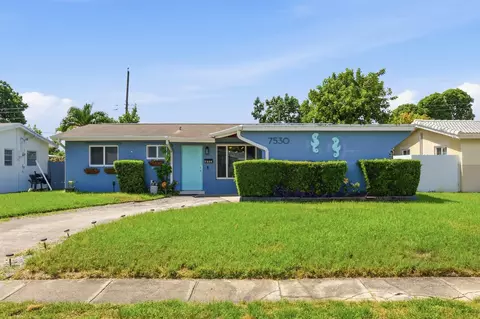 7530 Lincoln St, Hollywood, FL 33024