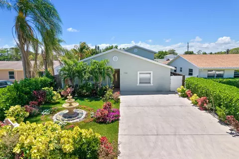 328 Hastings St, Boca Raton, FL 33487