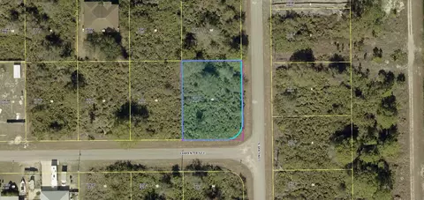 873 Carpenter St E, Lehigh Acres, FL 33974