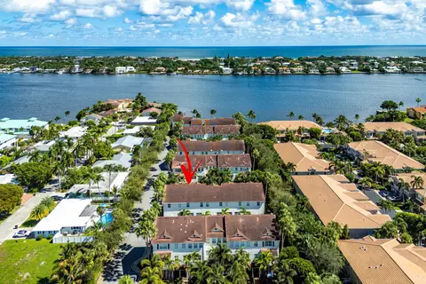 131 Ocean Cay Way #131, Hypoluxo, FL 33462