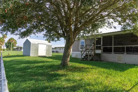 Exterior - 1221 Chobee St, Okeechobee, FL 34974 photo 8 of 11