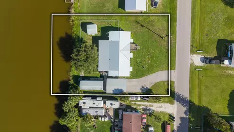 View/Area - 1221 Chobee St, Okeechobee, FL 34974 photo 1 of 7