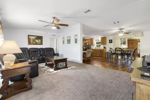 Living - 1221 Chobee St, Okeechobee, FL 34974 photo 1 of 3