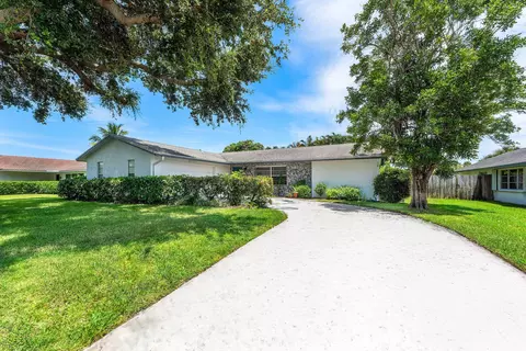 11592 Ficus St, Palm Beach Gardens, FL 33410