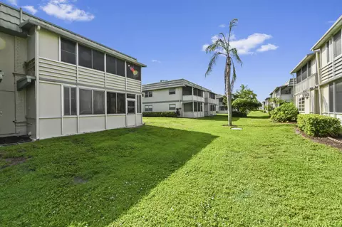 Exterior - 233 Monaco Blvd E, Delray Beach, FL 33446 photo 3 of 6