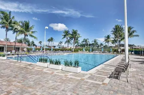 Exterior - 233 Monaco Blvd E, Delray Beach, FL 33446 photo 4 of 6