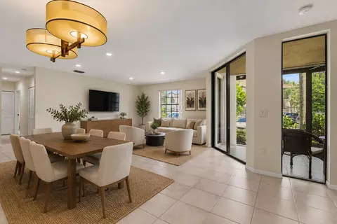 5136 Floria Dr #H, Boynton Beach, FL 33437