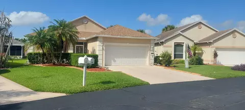 521 NW Galatone Ct, Port Saint Lucie, FL 34986