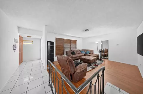 Entry Way - 2251 SW 67th Way NE, Miramar, FL 33023 photo 1 of 3
