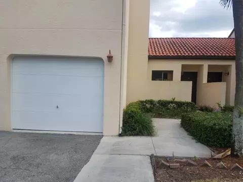 6 Va De Casas Sur, Boynton Beach, FL 33426