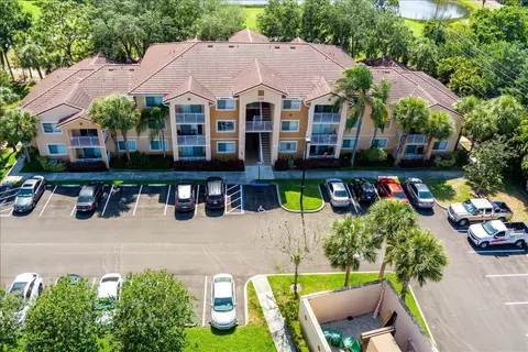 151 SW Palm Dr #106, Port Saint Lucie, FL 34986