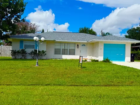 722 SE Arton Ln, Port Saint Lucie, FL 34983