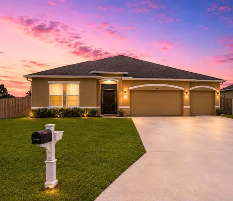 1008 SW Ingrassina Ave SW, Port Saint Lucie, FL 34953