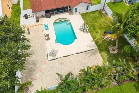 View/Area - 200 Park Pl, Jupiter, FL 33458 photo 4 of 5