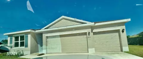 5811 NW Gerald Cir, Port Saint Lucie, FL 34986