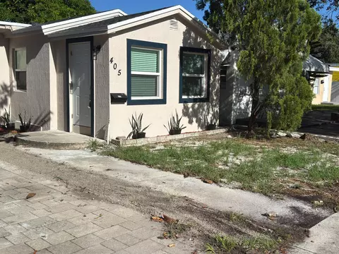 405 N E St, Lake Worth, FL 33460
