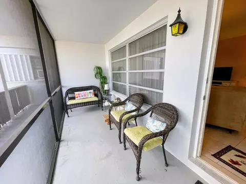 Exterior - 651 Pine Dr #207, Pompano Beach, FL 33060 photo 4 of 5