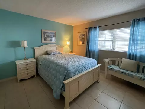 Bedroom - 651 Pine Dr #207, Pompano Beach, FL 33060 photo 2 of 5