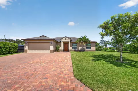 1016 Cheryl Rd, Haverhill, FL 33417