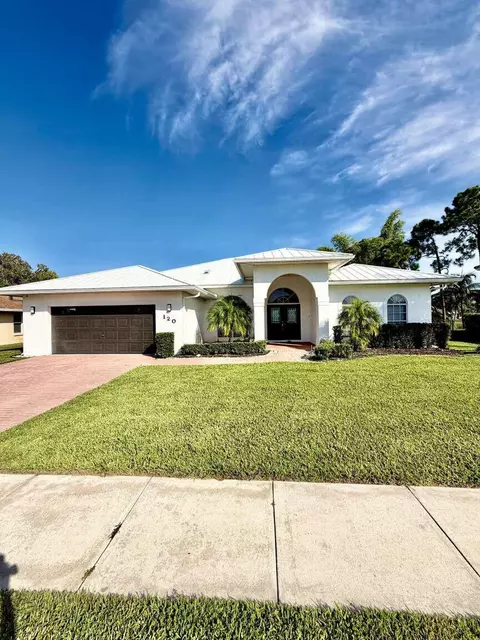 120 Saratoga Blvd W, Royal Palm Beach, FL 33411