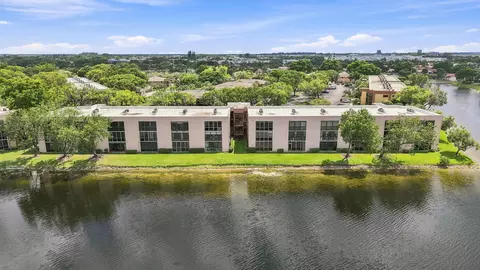 7432 Ashmont Cir #208, Tamarac, FL 33321