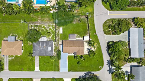 View/Area - 1 Windsor Rd W, Jupiter, FL 33469 photo 8 of 8