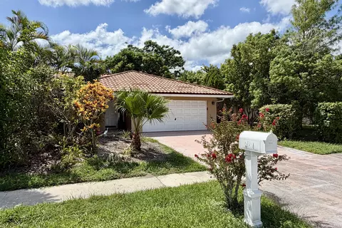 7160 NW 4th Ave, Boca Raton, FL 33487