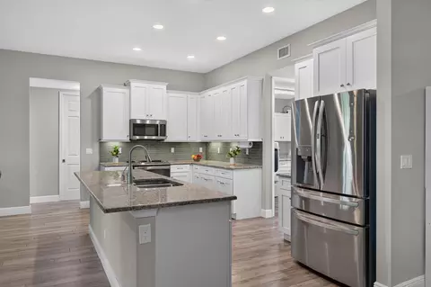 Kitchen - 12323 N 150th Ct N, Jupiter, FL 33478 photo 1 of 6