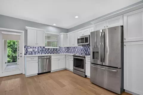 Kitchen - 12323 N 150th Ct N, Jupiter, FL 33478 photo 5 of 6