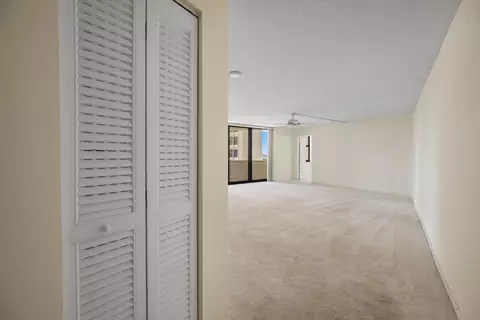 2800 N Ocean Dr #A-8B, Riviera Beach, FL 33404
