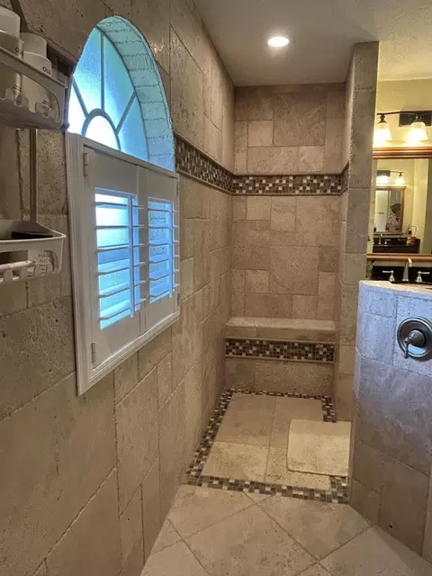 Bath - 1476 NE 40th Ave, Okeechobee, FL 34972 photo 8 of 10