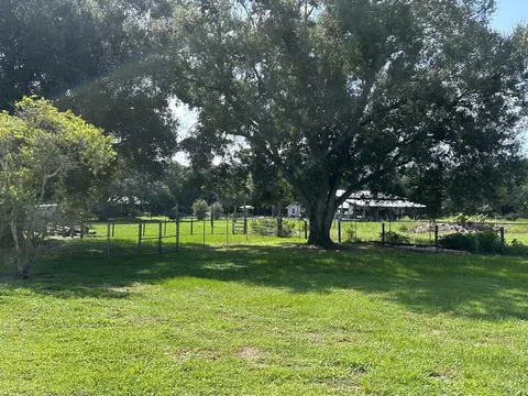 Exterior - 1476 NE 40th Ave, Okeechobee, FL 34972 photo 20 of 22