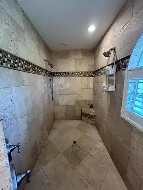 Bath - 1476 NE 40th Ave, Okeechobee, FL 34972 photo 7 of 10