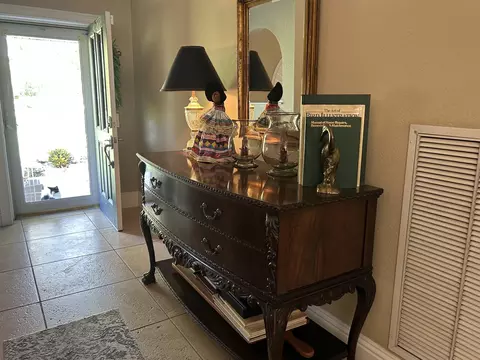 Entry Way - 1476 NE 40th Ave, Okeechobee, FL 34972 photo 2 of 4