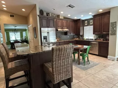 Kitchen - 1476 NE 40th Ave, Okeechobee, FL 34972 photo 6 of 7