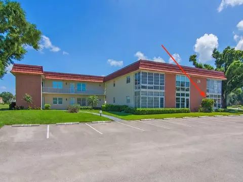 24 Pine Arbor Ln #103, Vero Beach, FL 32962