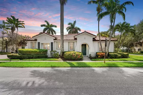 542 Tomahawk Ct, Palm Beach Gardens, FL 33410