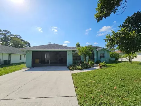 1856 Nanton St NW, Palm Bay, FL 32907