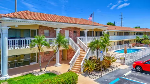 2121 NE 68th St #109, Fort Lauderdale, FL 33308