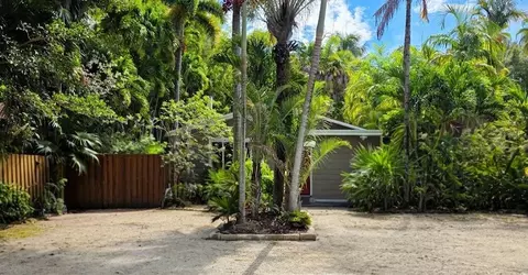 540 SW 14th Ave, Fort Lauderdale, FL 33312