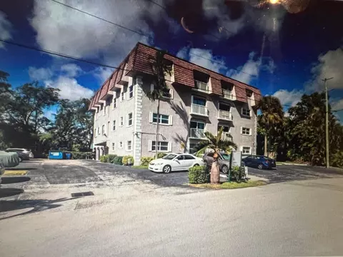 5951 NE 14th Ln #204N, Fort Lauderdale, FL 33334