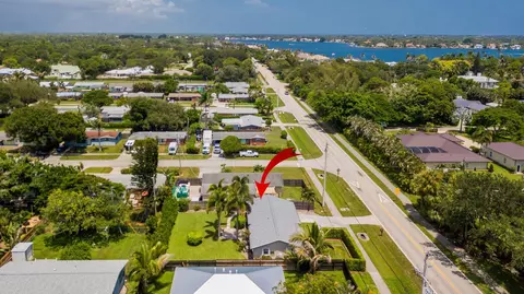 View/Area - 18625 Loxahatchee River Rd, Jupiter, FL 33458 photo 2 of 2