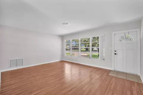 145 Greenbrier Dr, Palm Springs, FL 33461