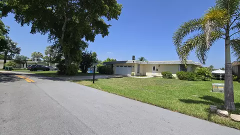 6311 NW 71st Ave, Tamarac, FL 33321