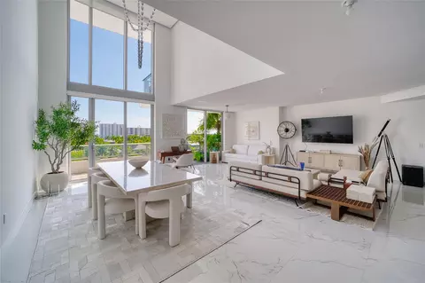 330 Sunny Isles Blvd #5-504, Sunny Isles Beach, FL 33160
