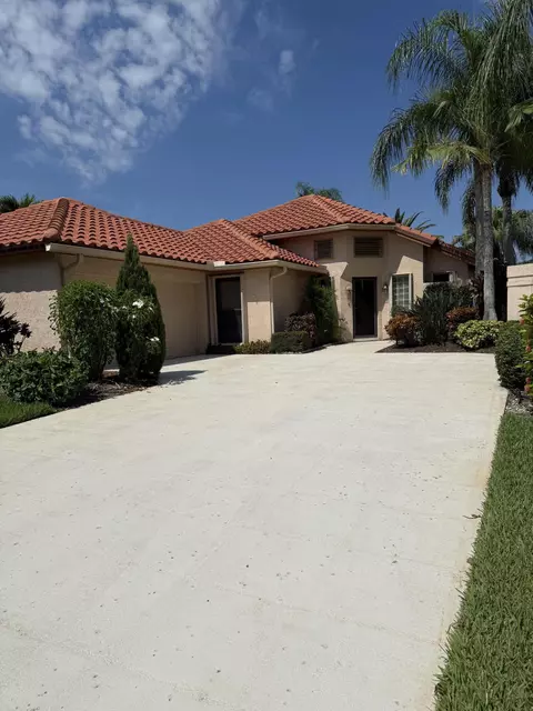 2963 SW Mariposa Cir, Palm City, FL 34990