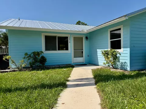 Exterior - 3816 SE Middle St, Stuart, FL 34997 photo 3 of 14