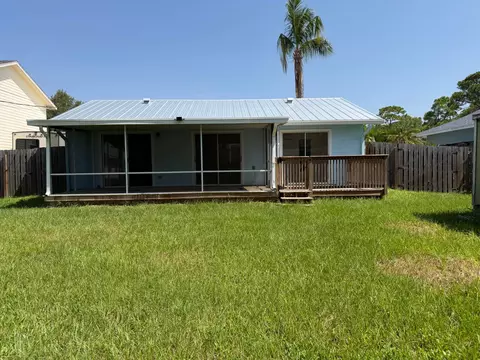 Exterior - 3816 SE Middle St, Stuart, FL 34997 photo 12 of 14